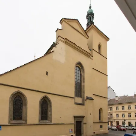 Apartment Bright Stylish Apt In Dt +a/c +5minoldtownsq Prague