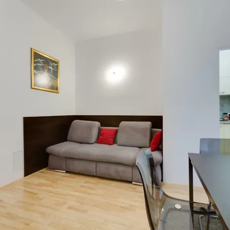 Bright Stylish Apt In Dt +a/c +5minoldtownsq Apartment